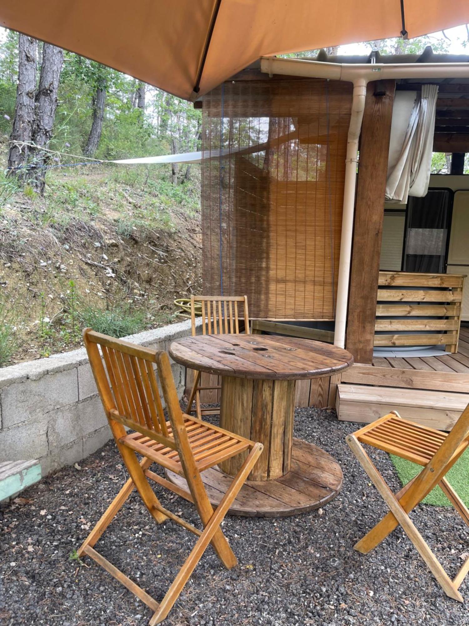Caravanes De Provence 艾格伦 外观 照片